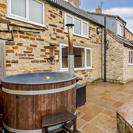 בית נופש 4 Bed In York G0091 *