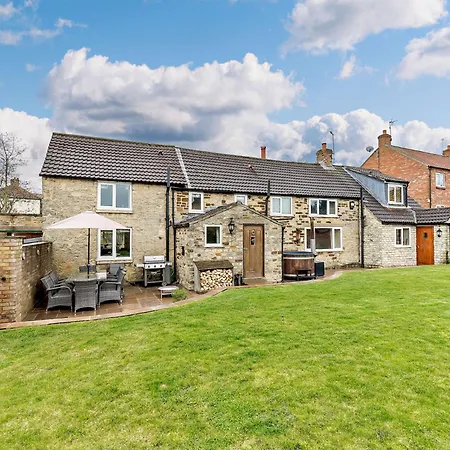 בית נופש 4 Bed In York G0091