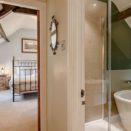 Nyaraló 4 Bed In York G0091 *
